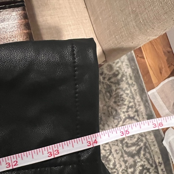 Show Me Your MuMu Nashville pull on Black Flared Pants, size large, NWT - Picture 5 of 10